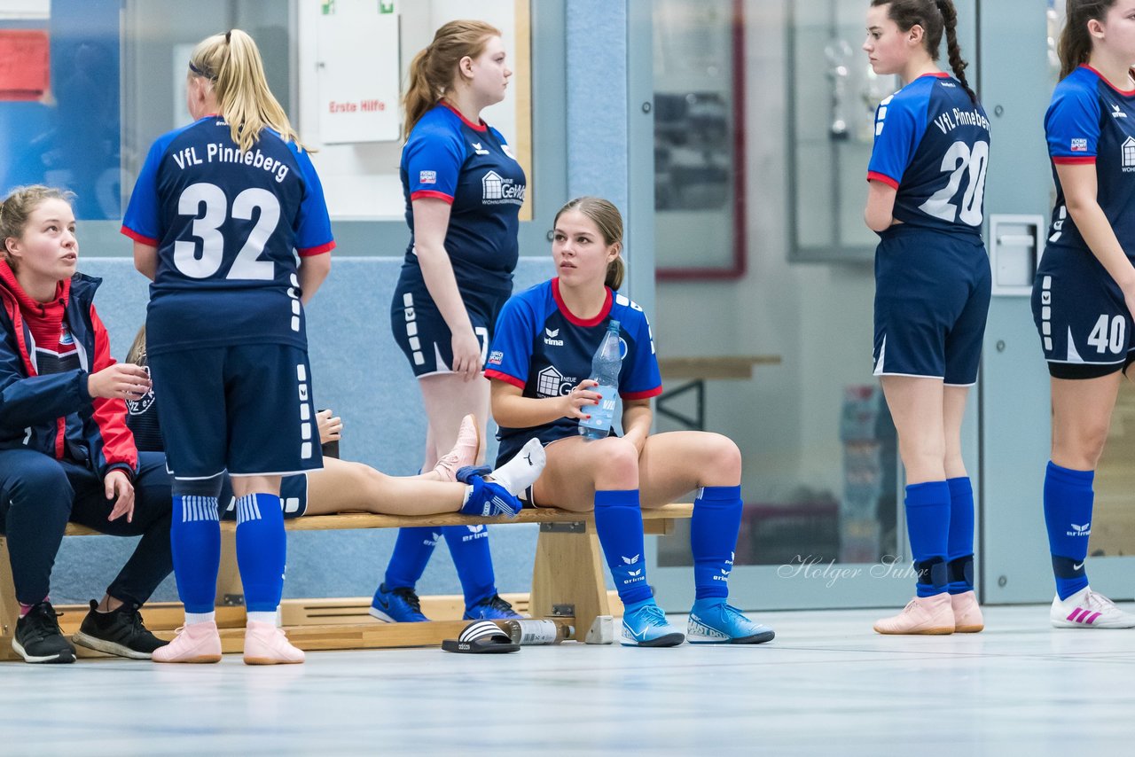 Bild 95 - F Loewinnen Hallen Cup
